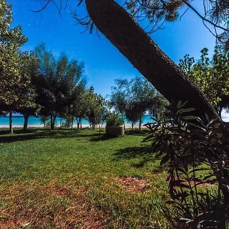 Romantic Beachfront Getaway Santa Caterina dello Ionio