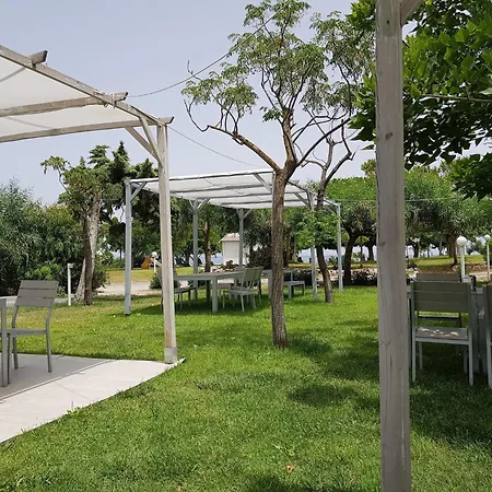 Villa Romantic Beachfront Getaway *